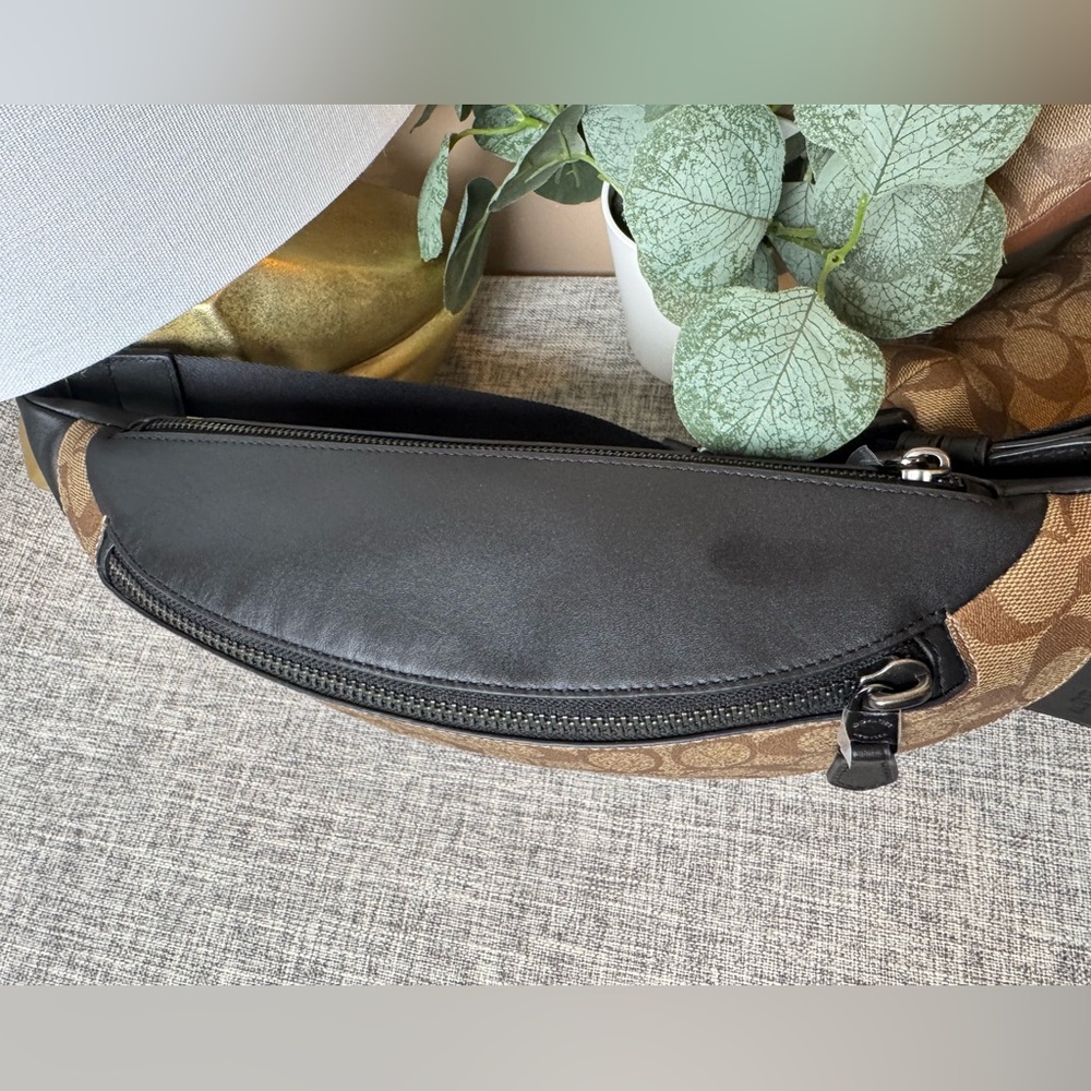 $239 COACH Warren Belt Bag In Signature Canvas Khaki/ Black 78777 - Picture 3 of 6